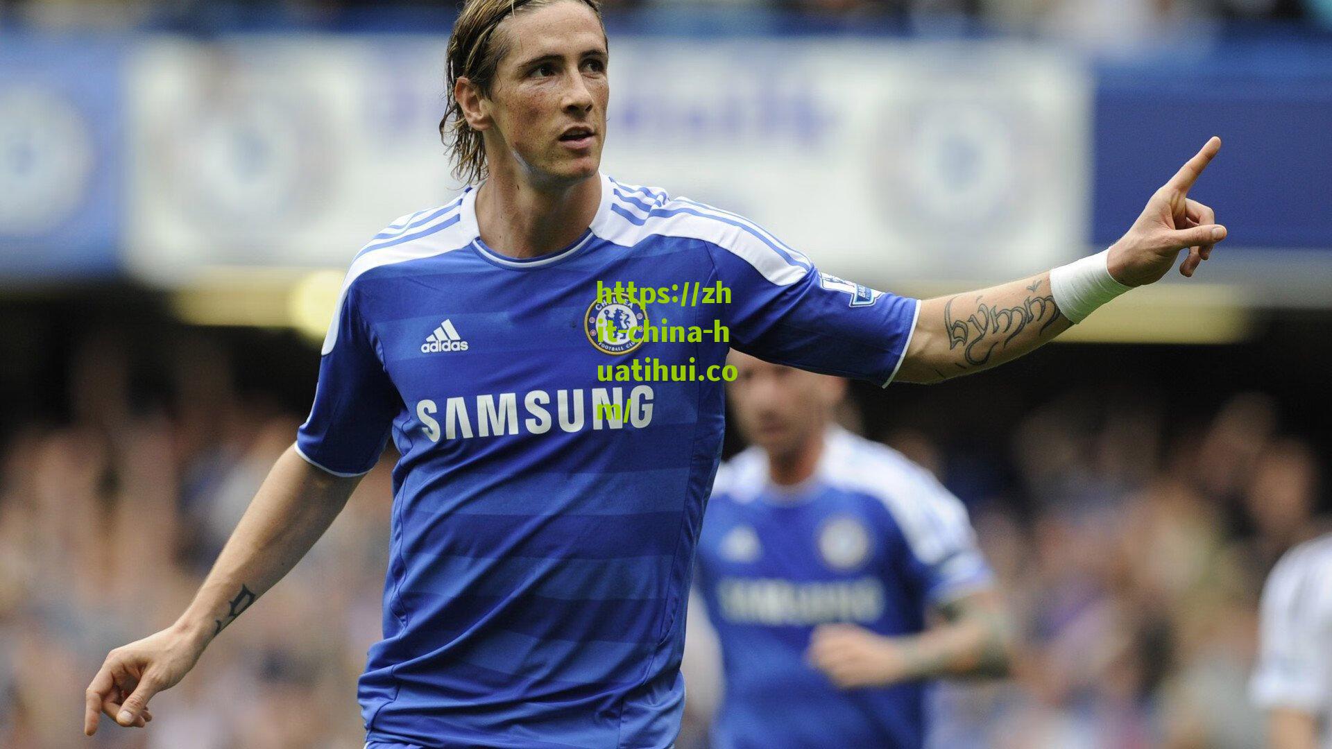 45岁女裁判的赛场困境，美貌光环下的专业博弈与身份重塑